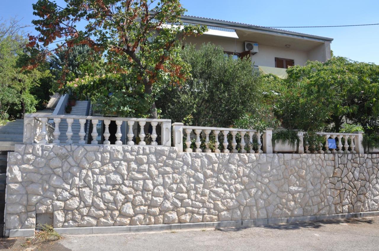Apartmani Karla Klenovica Zewnętrze zdjęcie