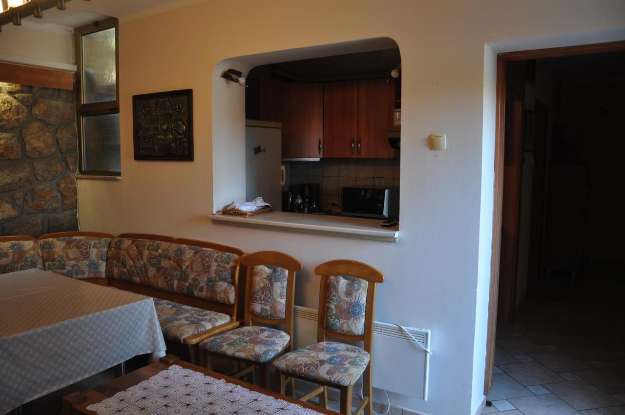 Apartmani Karla Klenovica Zewnętrze zdjęcie