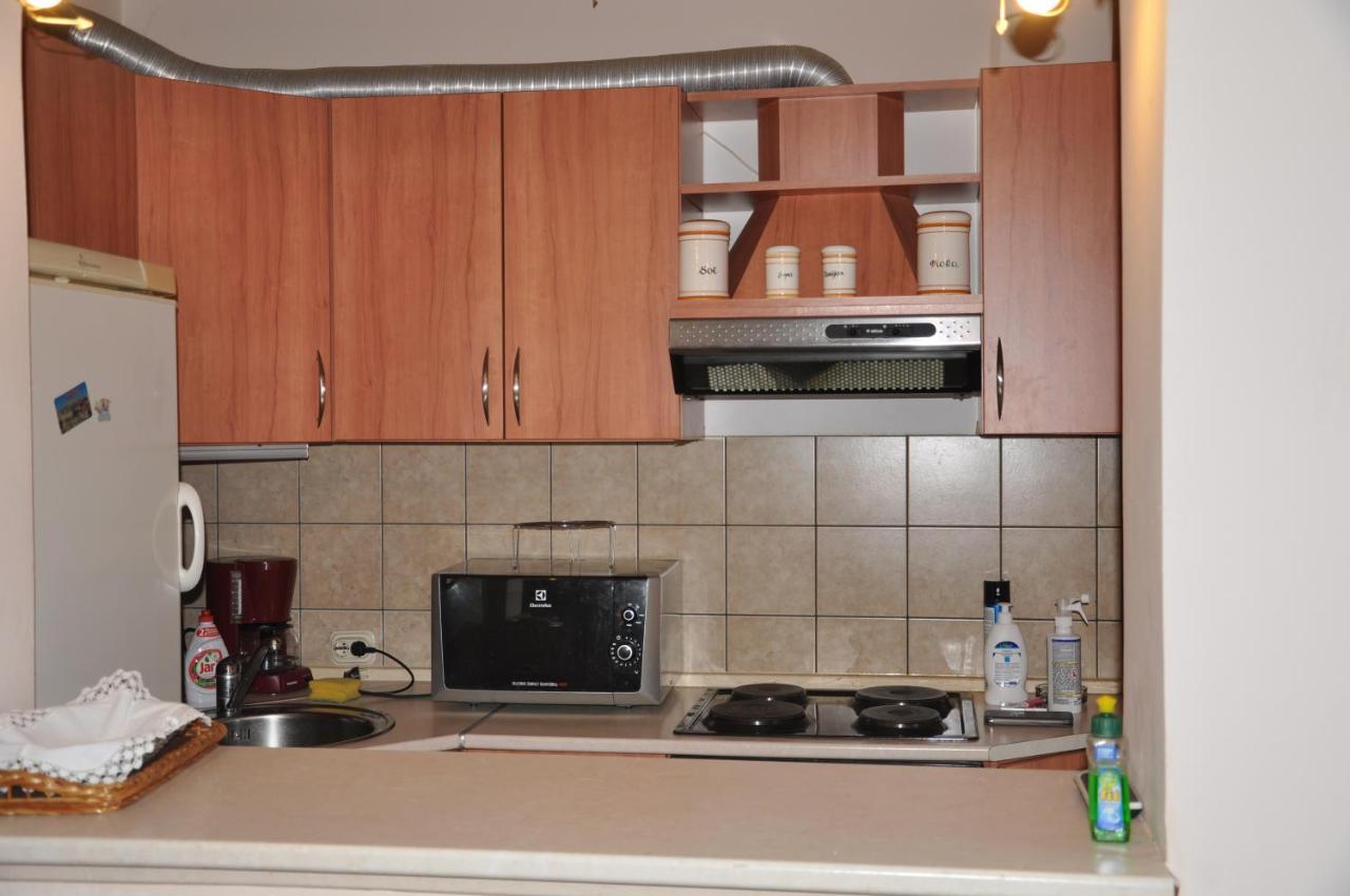 Apartmani Karla Klenovica Zewnętrze zdjęcie