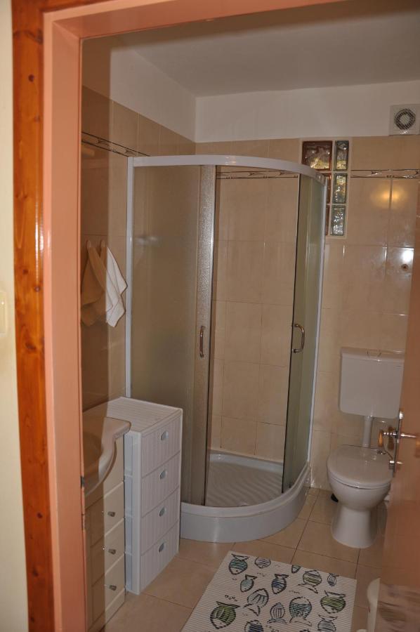Apartmani Karla Klenovica Zewnętrze zdjęcie